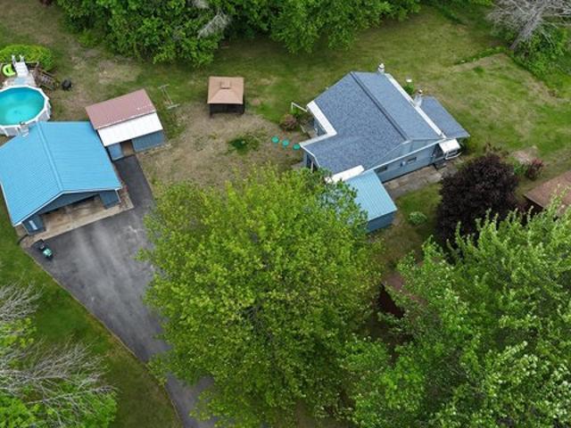 House for sale in Broadalbin, New York