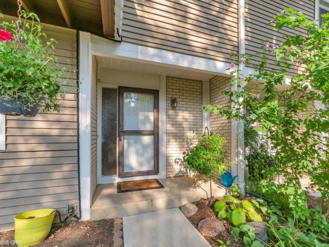 Townhouse for sale in Vernon Hills