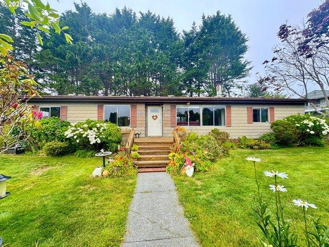 House for sale in Oregonia