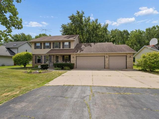 House for sale in Neenah, Wisconsin