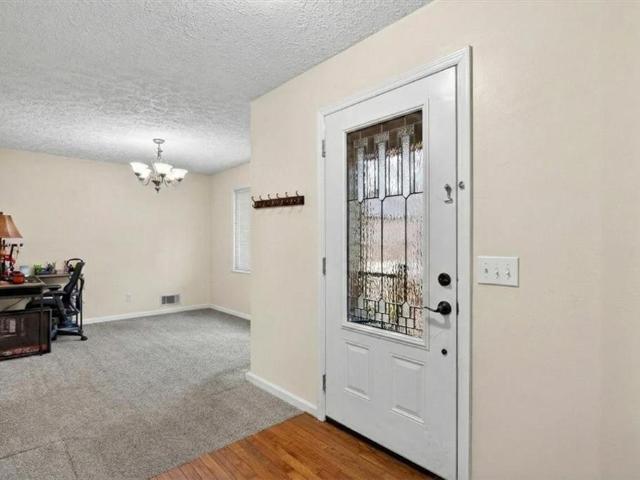 House for sale in Nelson, Georgia