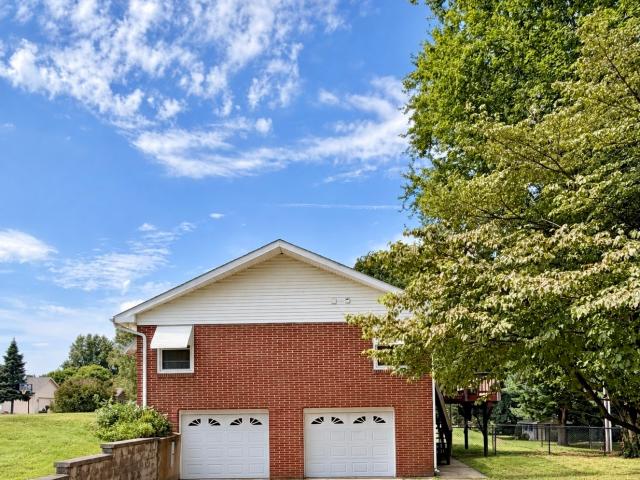 House for sale in Covington, Fountain County