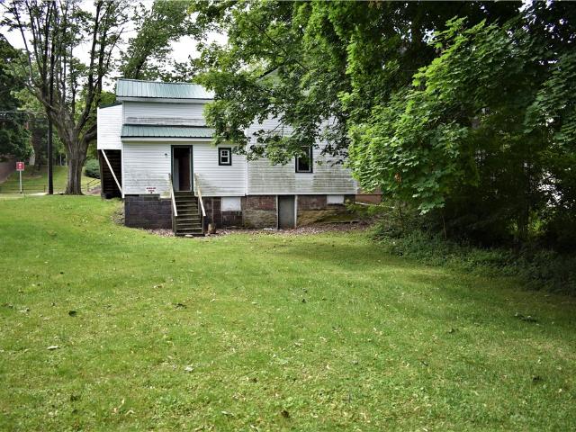 House for sale in Indiana, Pennsylvania