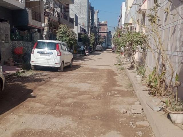 Land for sale in Zirakpur, Punjab