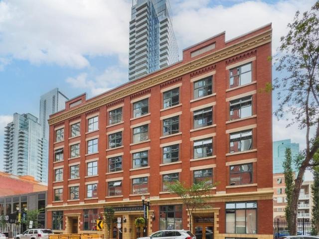 Apartment for sale in Wedgewood, Alberta