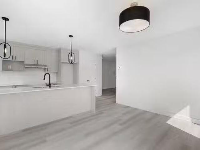 Apartment for rent in Saint-roch-de-l'achigan