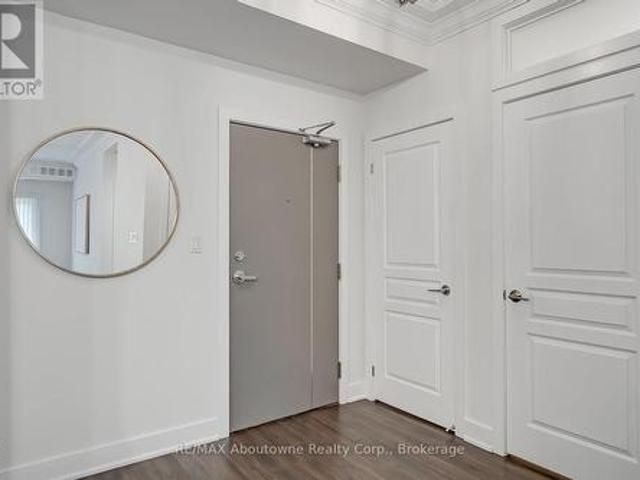 Condo for sale in Oakville, Golden Horseshoe