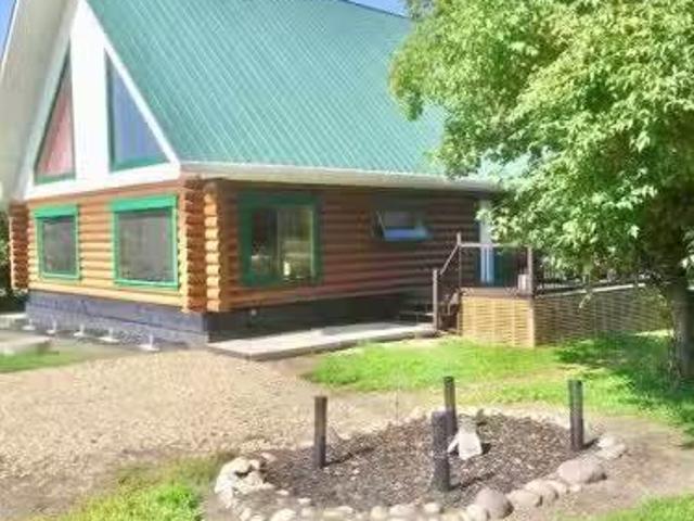 House for sale in Alberta