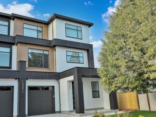 Duplex for sale in Surrey, British Columbia