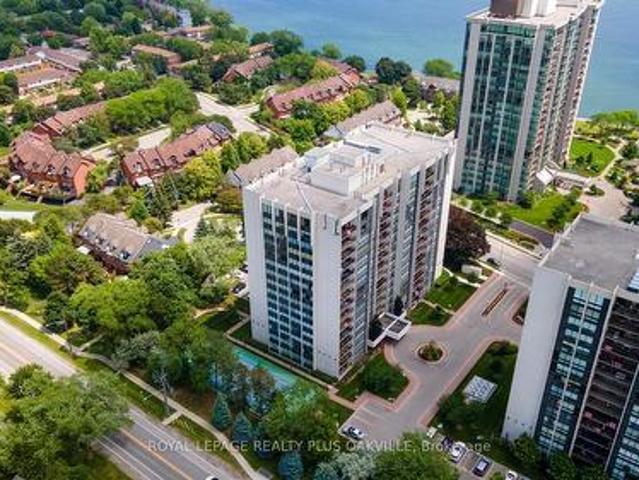 Condo for sale in Oakville, Ontario