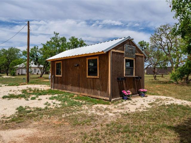 Commercial for sale in Taylor, Texas
