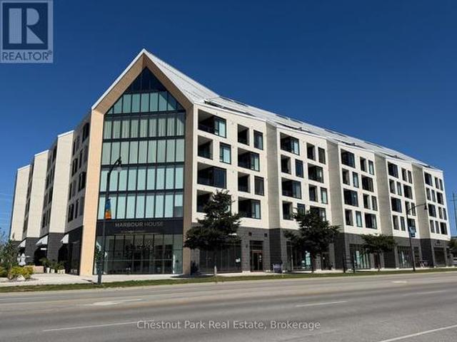 Commercial for rent in Collingwood, Central Ontario