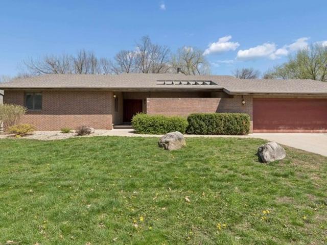 House for sale in Cerro Gordo, Iowa