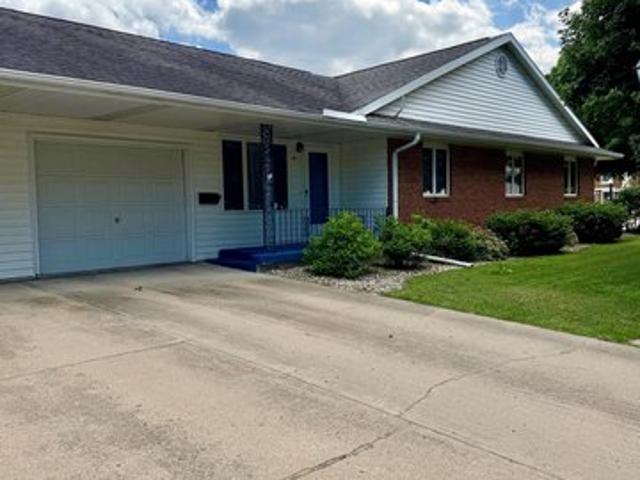 Condo for sale in Clarion, Iowa