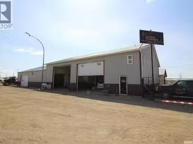 House for sale in Battleford