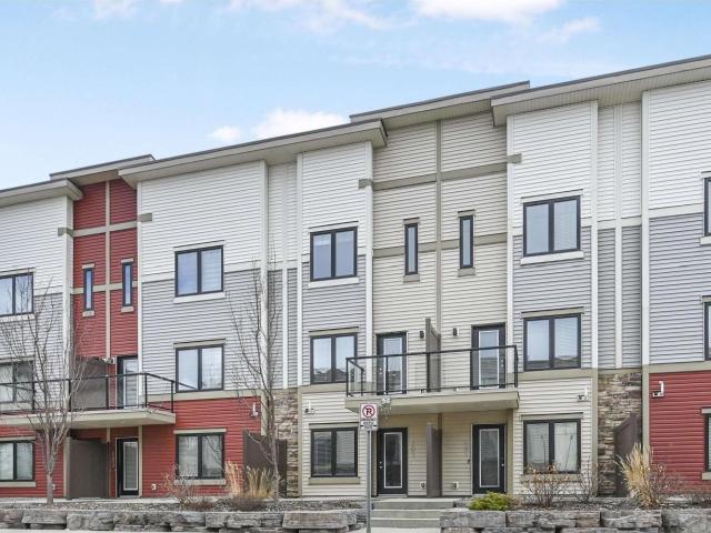 Townhouse for sale in Wedgewood, Alberta