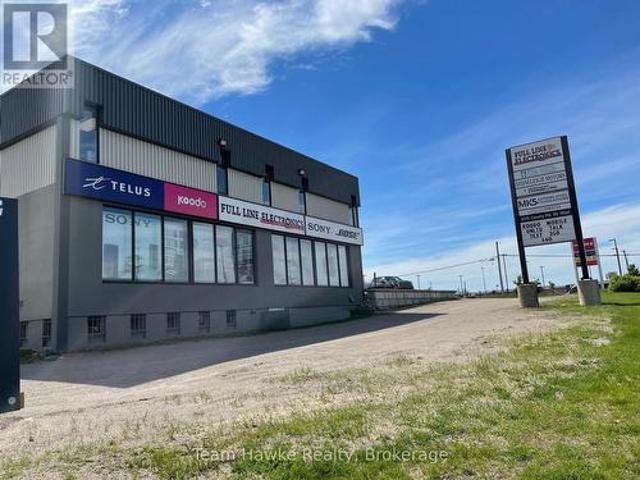 Commercial for rent in Midland, Ontario