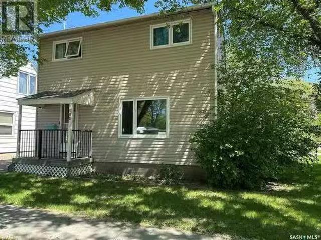 House for sale in Weyburn, Saskatchewan