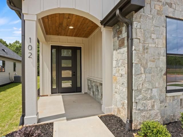 House for sale in Simpsonville, South Carolina