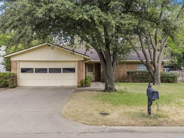 House for sale in Ellis, Texas