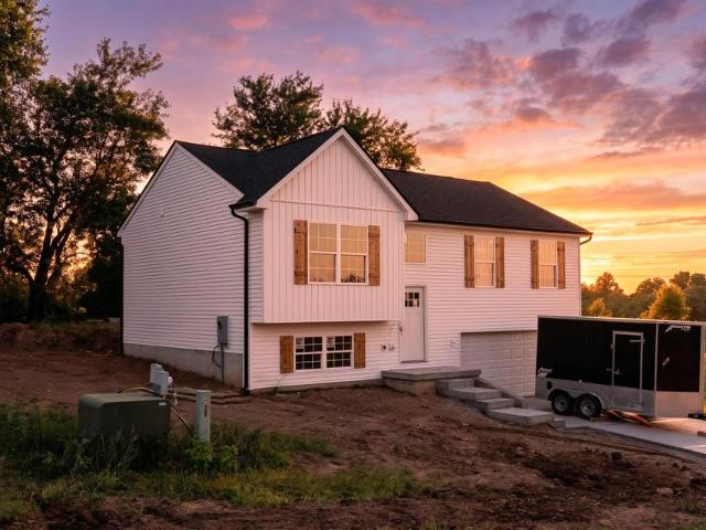 House for sale in Williamstown, Kentucky