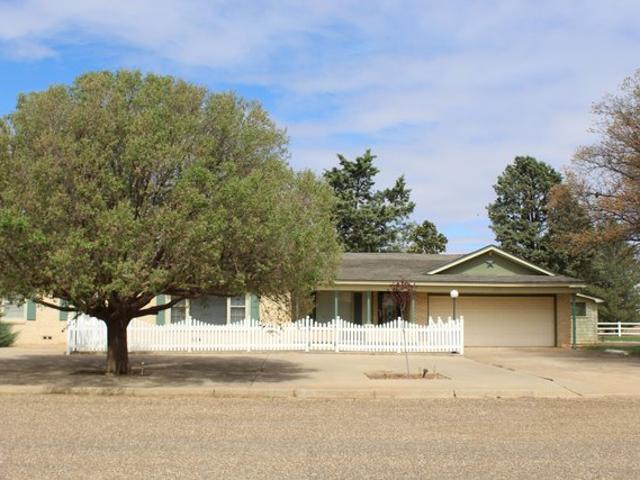 House for sale in Hart, Texas