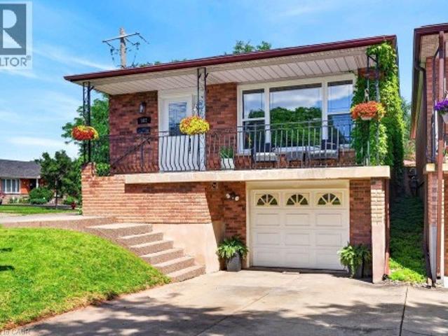 House for sale in Ancaster, Ontario
