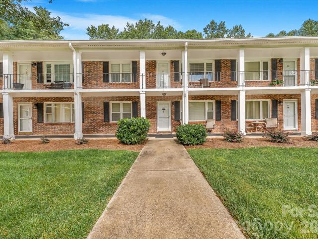 Condo for sale in East Flat Rock, North Carolina
