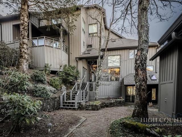 Condo for sale in Avery, North Carolina