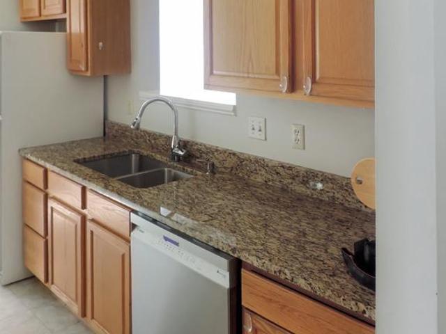 Townhouse for sale in Plainfield Heights, Winchester