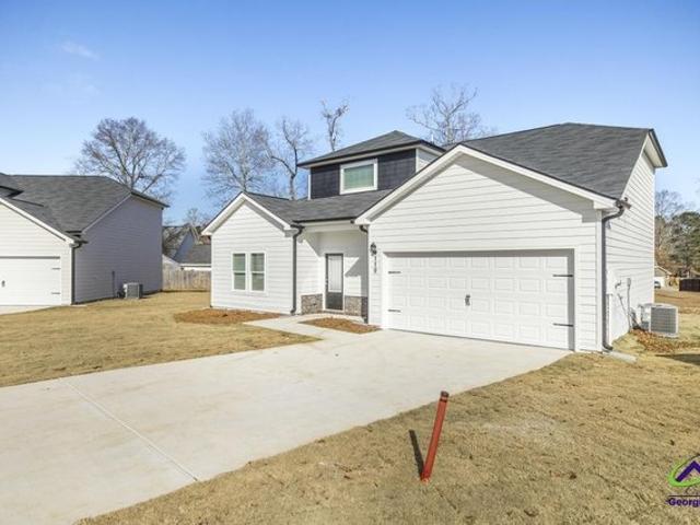 House for sale in Byron, Peach County