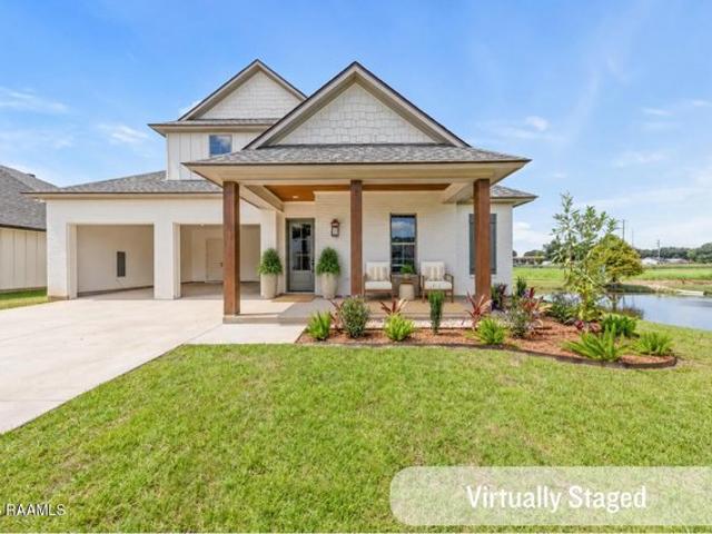 House for sale in Broussard, Lafayette Parish