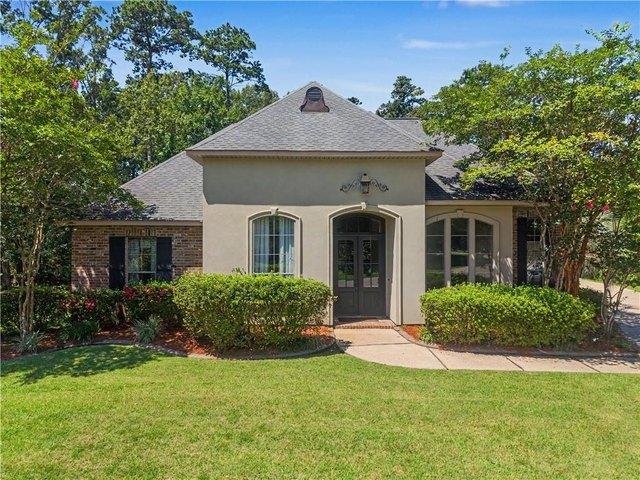 House for sale in Mandeville, Louisiana