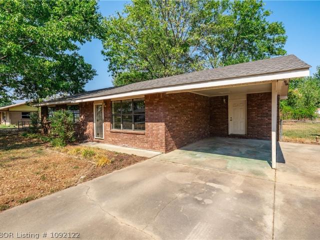 House for sale in Pocola, LeFlore County