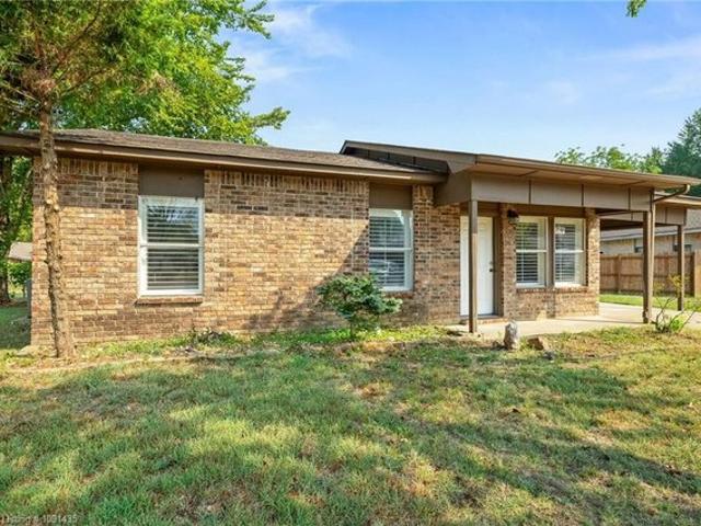House for sale in Ark