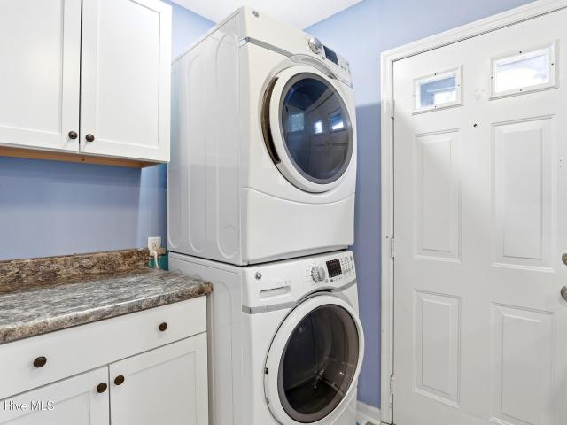 Townhouse for sale in Ash, North Carolina