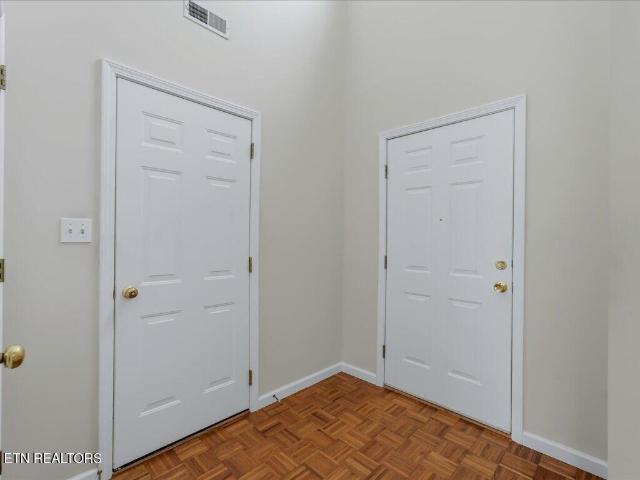 Condo for sale in Towne View Condominiums, New Tazewell