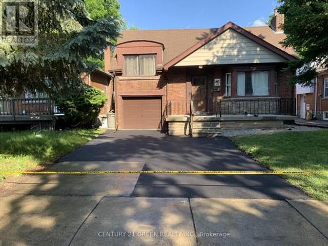 House for sale in Ancaster, Ontario