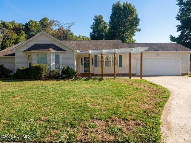 House for sale in Hubert, North Carolina