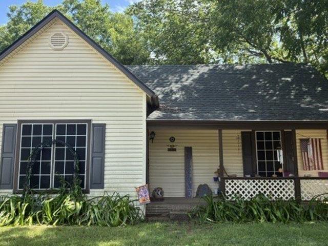 House for sale in Johnson, Texas