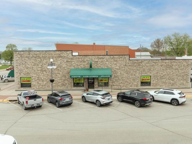 Commercial for sale in Vinton, Iowa