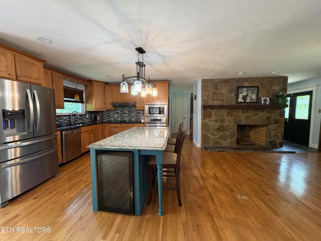 House for sale in Willow Brook-Lasalie, Oak Ridge