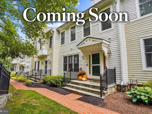 Townhouse for sale in Occoquan, Prince William County