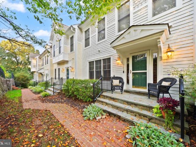 Townhouse for sale in Occoquan, Prince William County