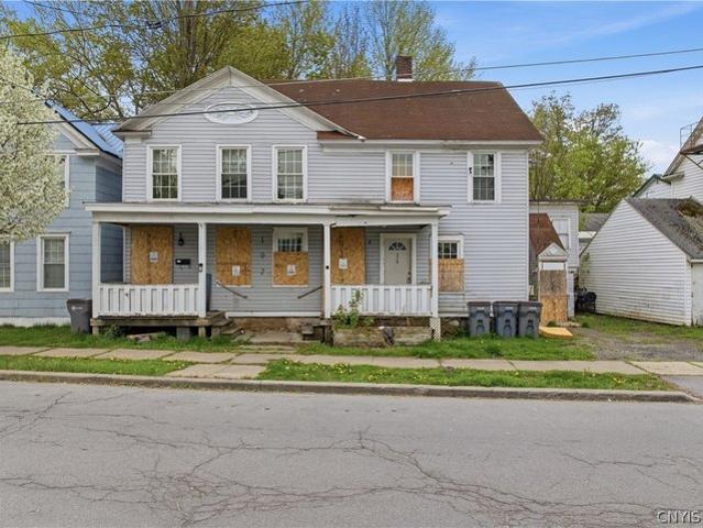 House for sale in Oneida, New York