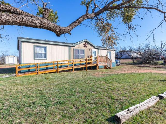 House for sale in Taylor, Texas