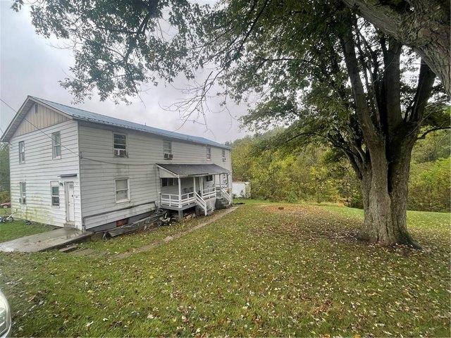 House for sale in Burgettstown, Pennsylvania