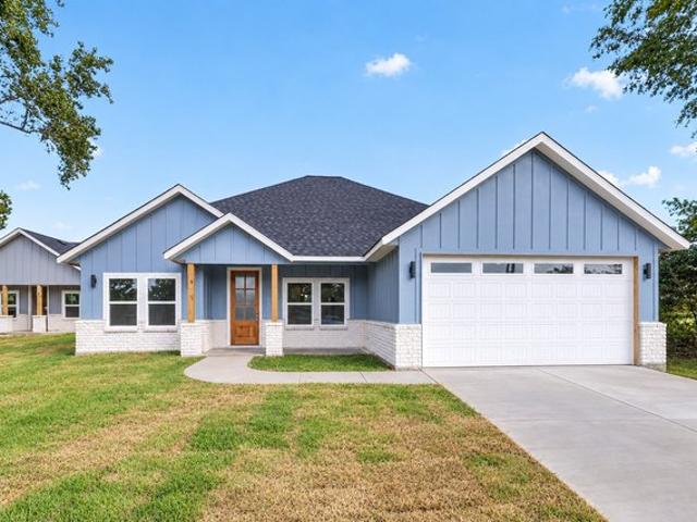House for sale in Trinidad, Henderson County