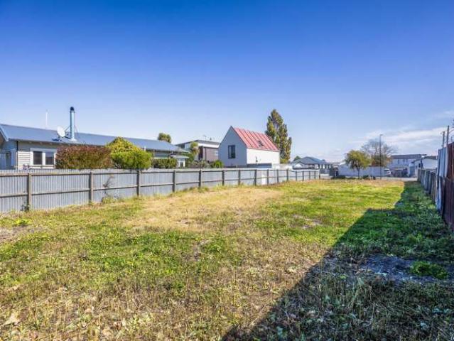 Land for sale in Heathcote, Canterbury