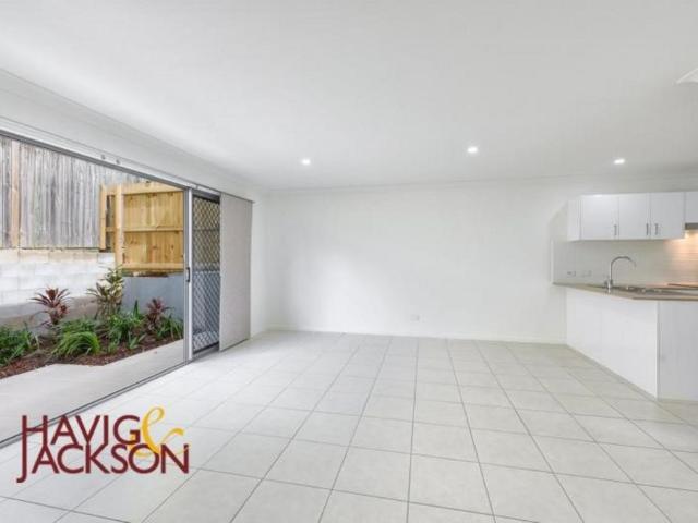 Townhouse for rent in Toombul, Queensland